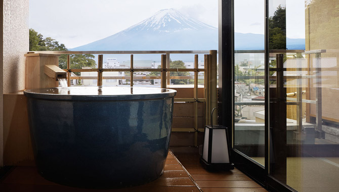 露天風呂付客室（富士山側 12畳タイプ）イメージ